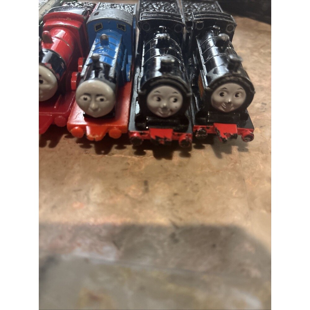 Lot Of Thomas The Train 8 Pack - Picture 10 of 13